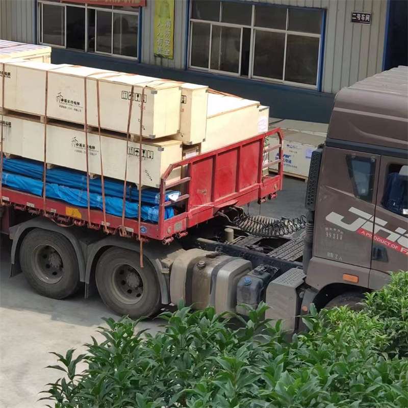 桐城至新疆阿勒泰福海县物流专线，一站式服务，让您的货物畅行无忧
